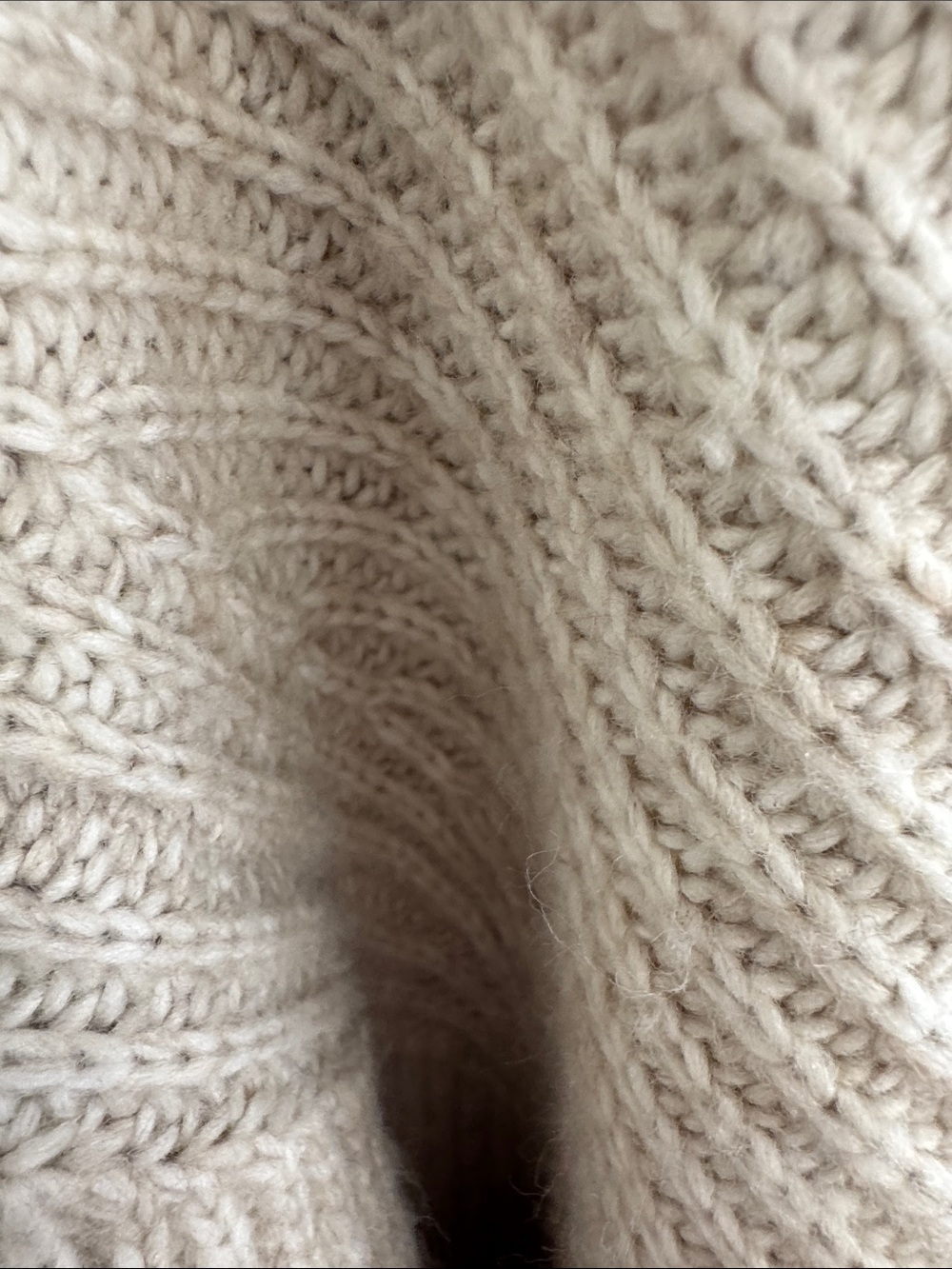 Cozy ASOS Open-Front Cream Ribbed Women’s Sweater Cardigan - Picture 3 of 3